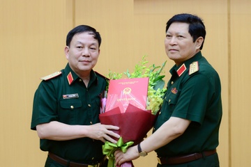 Tuong Le Dang Dung duoc giao phu trach Chu tich kiem TGD Viettel hinh anh