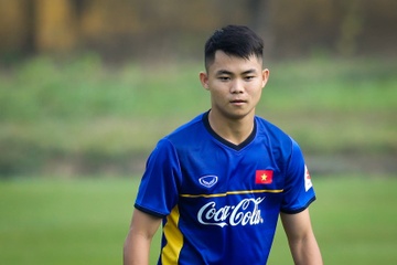 Ngo Tung Quoc bi CLB no luong 4 thang hinh anh