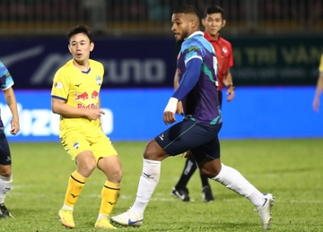 Minh Vuong len tieng sau qua phat den tranh cai hinh anh