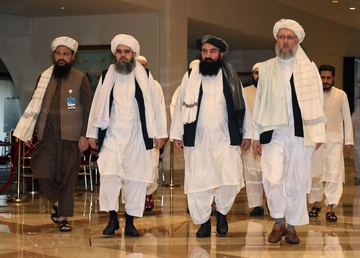 Luc luong Taliban kiem tien tu dau va giau co co nao? hinh anh