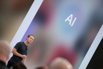 Mark Zuckerberg dang dot tien di 'san dau nguoi' hinh anh