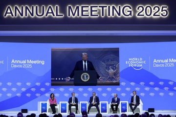 Ong Trump: 'Lai suat nen giam tren toan the gioi' hinh anh