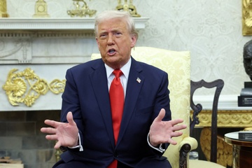 Ong Trump can nhac mien ap thue voi oto nhap khau hinh anh