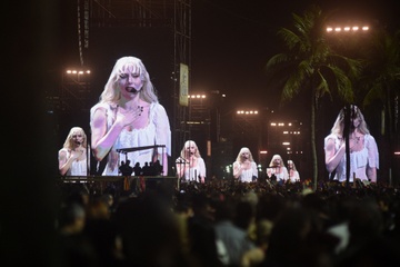Pha am muu danh bom buoi dien lich su cua Lady Gaga tai Rio hinh anh