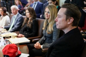 Elon Musk rời chính quyền Trump