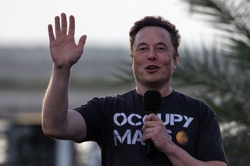 Rut lui khoi chinh tri, Elon Musk lam gi? hinh anh