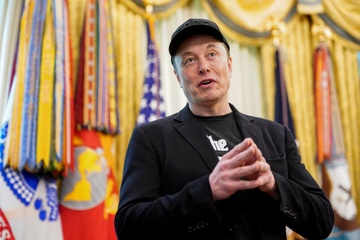 Elon Musk goi sieu du luat cua ong Trump la 'su o nhuc' hinh anh