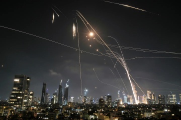 Chien tranh tren khong, cuoc thu lua chua co tien le giua Israel-Iran hinh anh