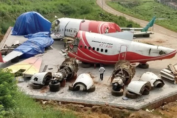 WSJ: Nghi vấn cơ trưởng Air India vô tình cắt nhiên liệu động cơ