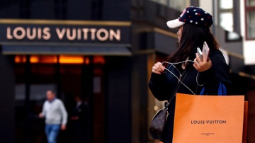 Louis Vuitton se mo cua hang noi that dau tien tai Thuong Hai hinh anh