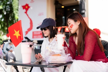 Khuyen cao khach du lich den TP.HCM dip 30/4 hinh anh