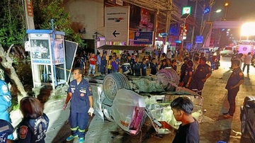 Xe ban tai gap nan, 17 sinh vien thiet mang hinh anh