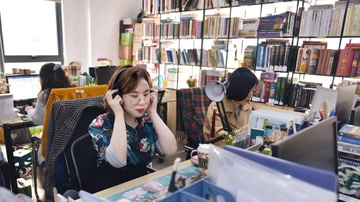 Bức tranh đa diện về giới làm sách tại Việt Nam
