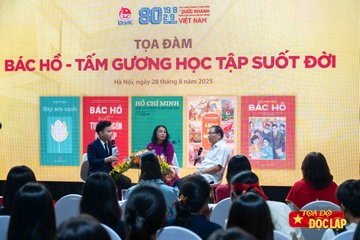 Cuon tu dien Phap - Nga va tam guong hoc tap suot doi cua Bac hinh anh