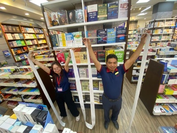 Nu giam doc chi 238 trieu dong cho tu sach tai cong ty hinh anh