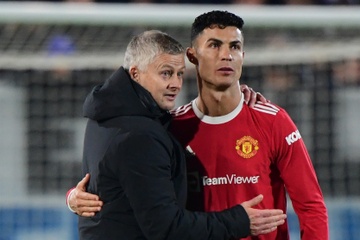 Man United song dua vao Ronaldo hinh anh