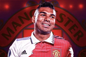 Ten Hag bot ao tuong khi chieu mo Casemiro hinh anh