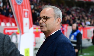 Arsenal muon chieu mo 'bo nao' cua PSG hinh anh