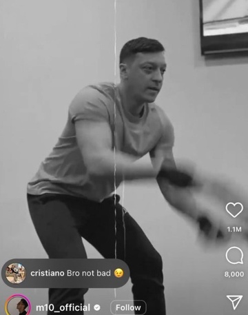 Ozil taps gym 1