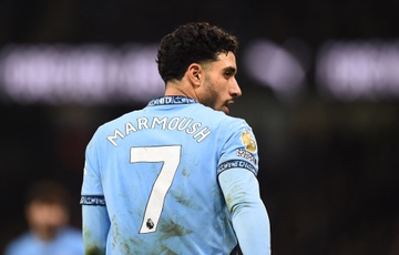 Thay gi tu 'con dien' mua sam cua Man City hinh anh