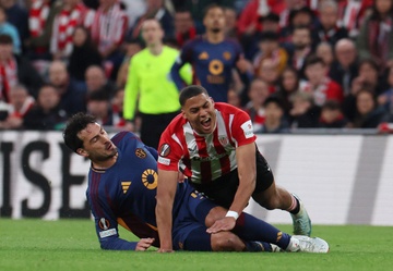 Toi do Hummels xin loi hinh anh