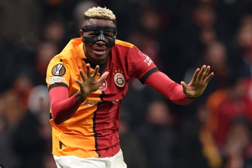 'The he vang' cua Nigeria tren bo vuc sup do hinh anh