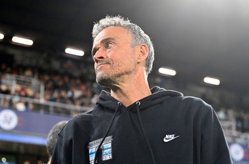 Luis Enrique gay soc voi du doan ve tran El Clasico hinh anh