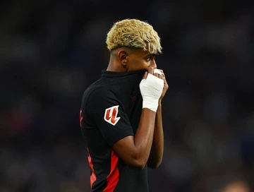 Yamal làm lu mờ Mbappe
