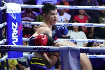 Dan vo si kickboxing Viet Nam so tai Campuchia hinh anh