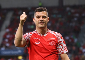 Leverkusen có biến động lớn