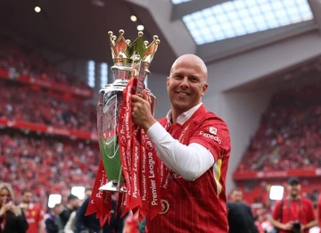 Liverpool chi đậm để thống trị Ngoại hạng Anh