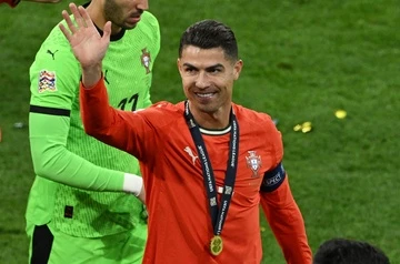 Vi sao Ronaldo vang mat o FIFA Club World Cup? hinh anh