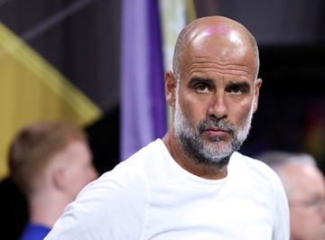 Pep that vong du Man City thang dam hinh anh