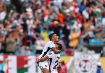 Fluminense tao con dia chan truoc Inter Milan hinh anh