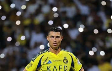 Chi gai len tieng vu Ronaldo vang mat o dam tang Jota hinh anh
