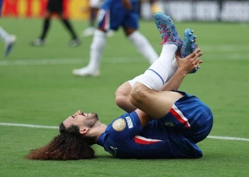 Cucurella - ‘kẻ gây rối’ vĩ đại đưa Chelsea lên đỉnh thế giới