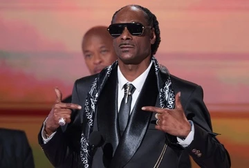 Snoop Dogg trở thành đồng chủ sở hữu CLB Swansea City
