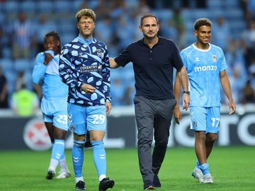 HLV Lampard di vao lich su sau chien thang kho tin hinh anh