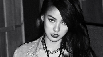 Lee Hyori va dan sao hat ve be boi tong thong Han hinh anh