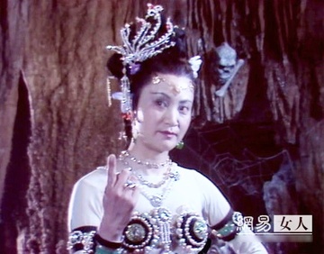 Ly do 'Bach Cot Tinh' Duong Xuan Ha tay chay e-kip 'Tay du ky 1986' hinh anh