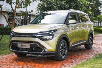 Tan binh cuu binh MPV soi dong mua giua nam, Xpander quay lai cuoc dua hinh anh