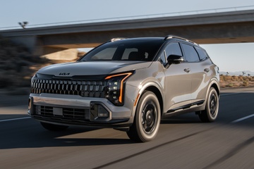 Kia Sportage facelift lộ giá bán, có cả bản PHEV