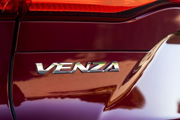 Toyota Venza moi co the la mot chiec SUV dang coupe hybrid hinh anh