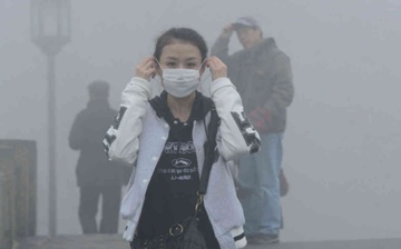 Hon 4.000 nguoi Trung Quoc chet moi ngay vi khong khi ban hinh anh