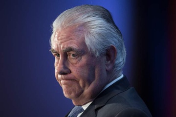 Trum dau mo Tillerson: Nhan to bat ngo trong noi cac Trump hinh anh
