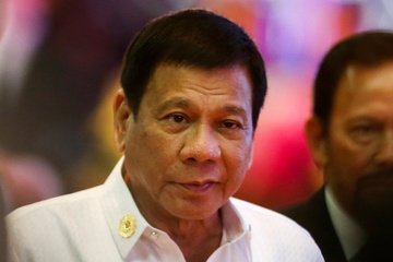 Toan tinh cua ong Duterte trong chuyen tham Trung Quoc hinh anh