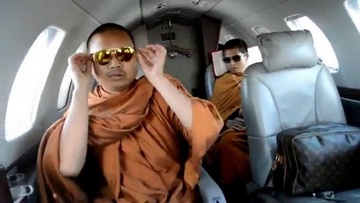 Nhung be boi rung dong Phat giao Thai Lan hinh anh