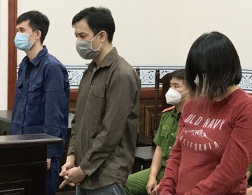 Nhom trom vang, kim cuong cua ca si Nhat Kim Anh linh an hinh anh