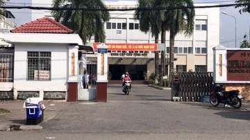 De nghi ky luat giam doc trung tam y te thu sai gan 1,8 ty dong hinh anh