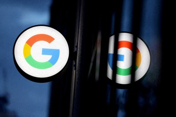 Google bi kien vi chiec smartphone ra mat 3 nam truoc hinh anh